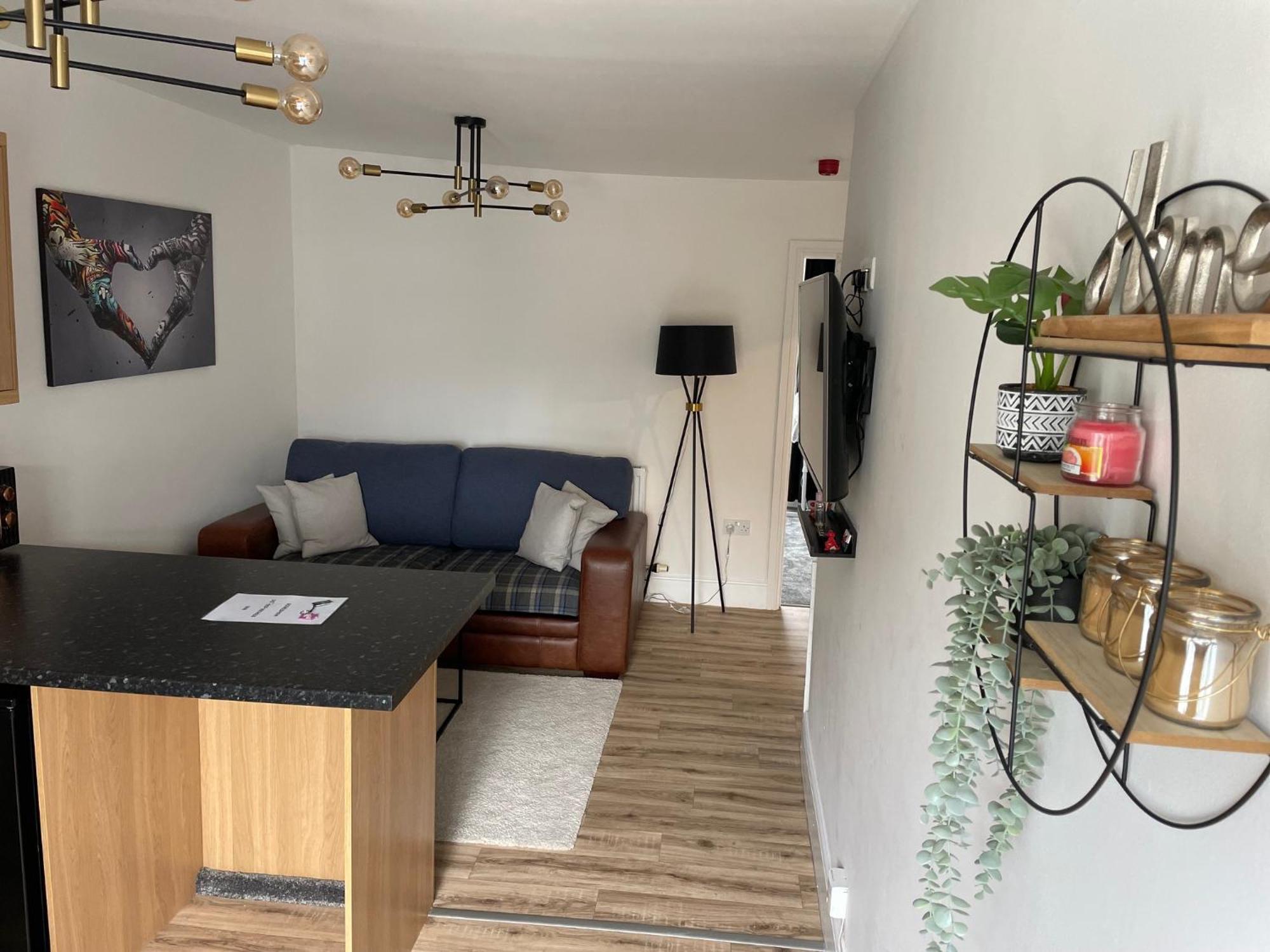 Flat 1 Apartment Lampeter Ngoại thất bức ảnh