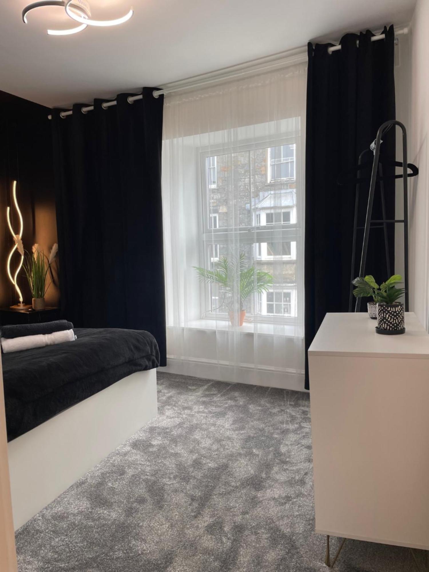 Flat 1 Apartment Lampeter Ngoại thất bức ảnh